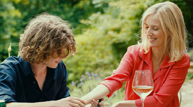 El adolescente y la madrastra (o, Breillat rebaja el alcohol de su cine erótico)