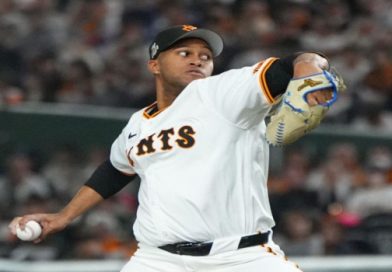 Raidel Martínez firma su séptimo candado en el béisbol japonés