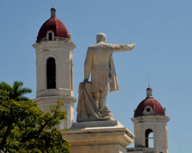 El monumento es una pieza fundamental para conocer a la otrora Plaza de la Independencia en Cienfuegos.