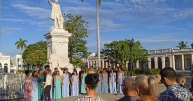 Cienfuegos canta a la Patria Cienfuegos canta a la Patria