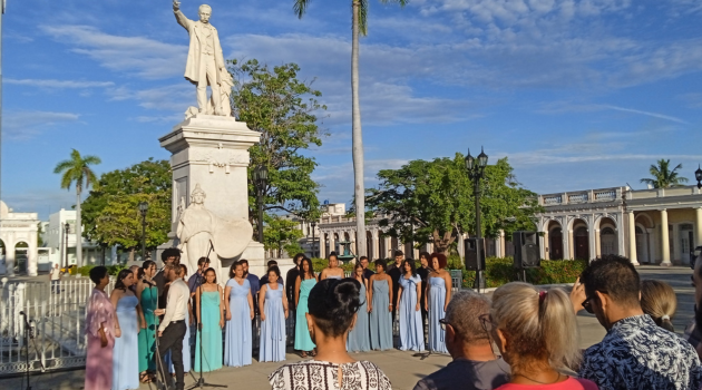 Cienfuegos canta a la Patria