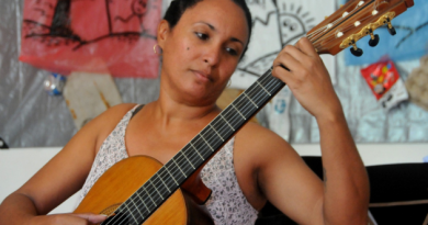Oda a la guitarra y sus cultores (+Fotos y Video) Oda a la guitarra y sus cultores (+Fotos y Video)