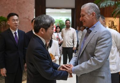 Cuba y China por reforzar cooperación en el estudio de la historia de sus revoluciones y partidos comunistas
