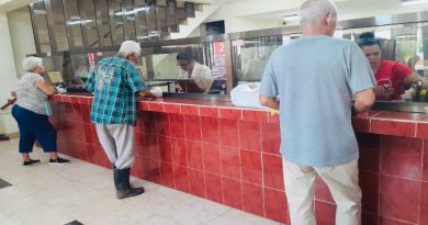 Pago a jubilados y pensionados, detalles del servicio en Bandec Cienfuegos Foto: De la autora