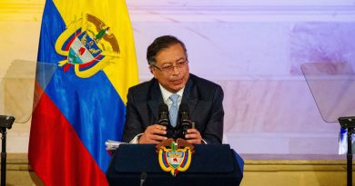 Petro alecciona a Trump en un duro mensaje: “Usted es grosero e ignorante con Colombia” Petro alecciona a Trump en un duro mensaje: “Usted es grosero e ignorante con Colombia”