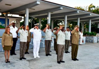 Visita Cuba jefe del Estado Mayor General del Congo