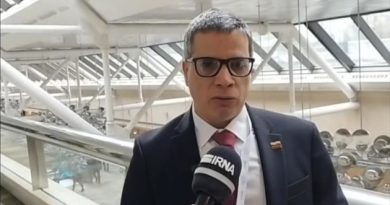 Funcionario venezolano: nos enfrentaremos si EEUU ataca al país Funcionario venezolano: nos enfrentaremos si EEUU ataca al país