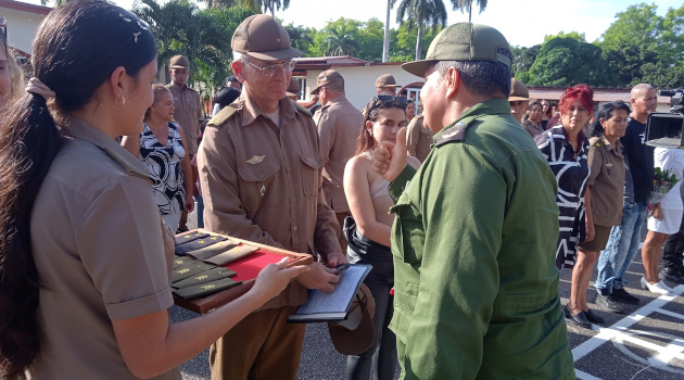 Acto de ascenso en la Región militar Cienfuegos. / Foto: Luzdeibys González Forcades