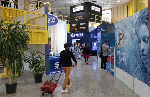 Relanzamiento del monedero virtual MiTransfer, parte de la plataforma Transfermóvil. Foto: Abel Padrón Padilla/ Ideas Multimedios