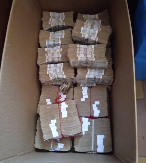 Efectivo incautado en Pinar del Río. /Foto: Minint.