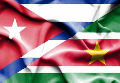 Asiste delegación cubana a aniversario 50 de la independencia de Surinam
