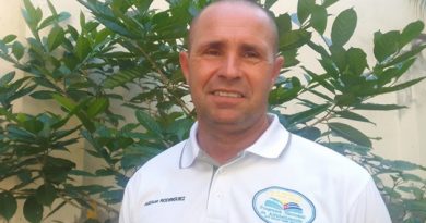 Este educador tiene 50 años de edad y lleva la mitad de la vida dedicada al sector. / Foto: De la autora