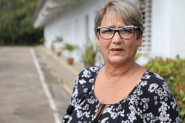Lourdes María Fernández Serra, Vicedecana de Formación con 32 años en la escuela, detalla la estructura actual de la facultad. / Foto: Juan Carlos Dorado / 5 de Septiembre