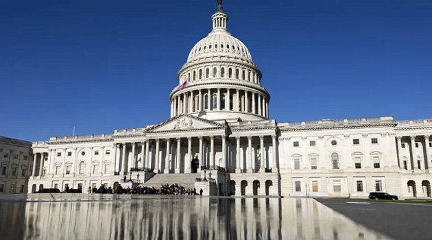 Senado de Estados Unidos aprueba resolución para el fin de las hostilidades contra Venezuela