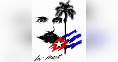 Honran a José Martí en Cienfuegos Honran a José Martí en Cienfuegos