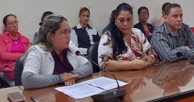 Directivos de la Sección provincial de Enfermería destacaron el papel de Cienfuegos en este ámbito. / Foto: Delvis Toledo de la Cruz / 5 de Septiembre