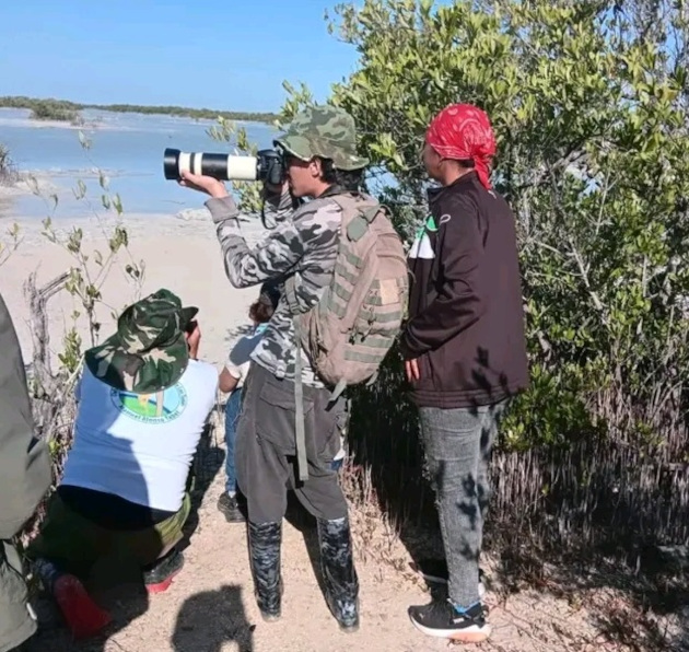 Las Salinas brindan a los birders un verdadero paraíso. 