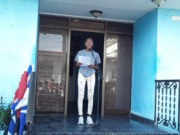 Lesimay Turcá Trujill, presidenta de la Federación Estudiantil Universitaria (FEU) en la Universidad de Cienfuegos, resaltó las lecciones que dejó el 13 de marzo de 1957 a la nueva generación de cubanos. / Foto: Yudith Madrazo Sosa