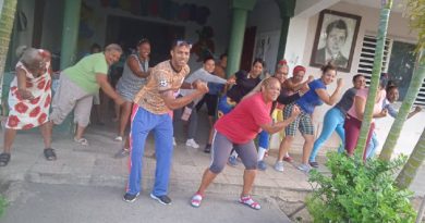 Adulto Mayor, prioridad de la Actividad Física Comunitaria (+Fotos)