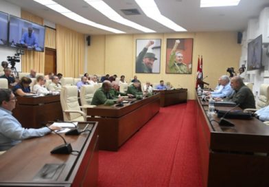 Funcionarios cubanos sostienen conversaciones con representantes del gobierno de EE. UU.