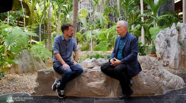 Entrevista que le hiciera el académico, político y comunicador español Pablo Iglesias al presidente cubano Miguel Díaz-Canel Bermúdez. / Foto: Canal Red