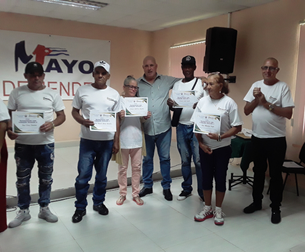 Durante el acto fueron reconocidos de, manera individual y colectiva, trabajadores y áreas sobresalientes en su gestión. / Foto: Yudith Madrazo Sosa / 5 de Septiembre