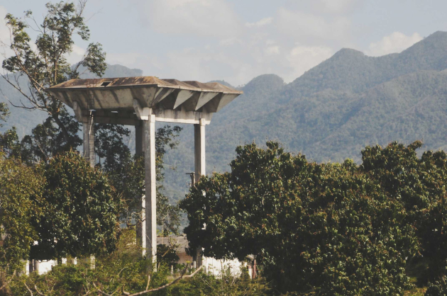 Infraestructuras de diversas vaquerías pueblan la zona. / Foto: Delvis Toledo de la Cruz / 5 de Septiembre