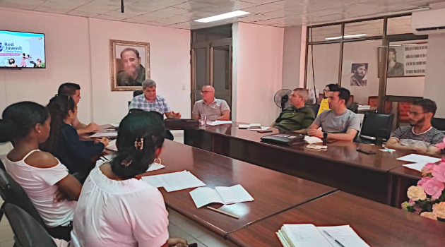 Jóvenes cienfuegueros estrenan Red Comunitaria para innovar, crear y liderar desde los barrios. / Foto: Miguel Adrián Rodríguez Pérez / 5 de Septiembre