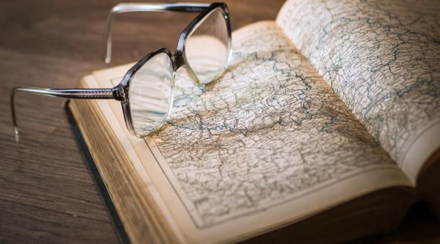 Licenciados comprometidos con la tradición y la historia Licenciados comprometidos con la tradición y la historia