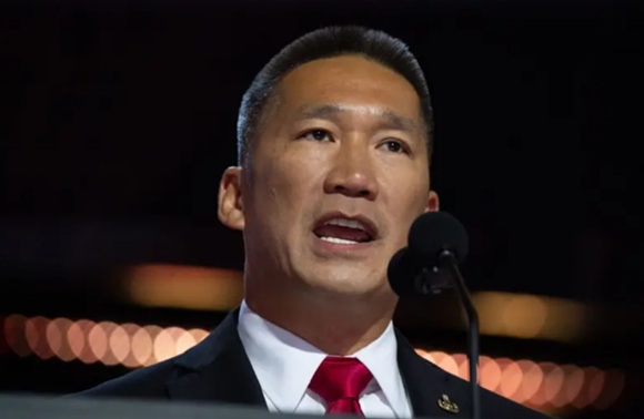 Hung Cao, reemplazará al secretario de la Marina de los Estados Unidos, John Phelan. / Foto: Getty Images.