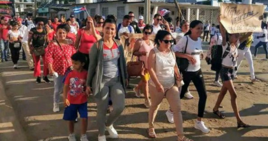 Jubiloso 1ro de mayo en el Pueblo de los Molinos (+Fotos)