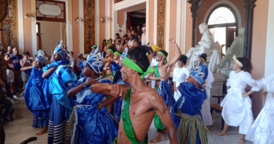 Conjunto Folclórico de Cienfuegos: Cuba y su tradición