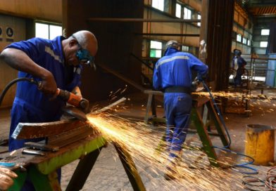 Cuba ratifica las medidas laborales y salariales vigentes para enfrentar la situación energética