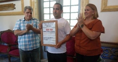 Cienfuegos: firmas que son la voluntad de un pueblo