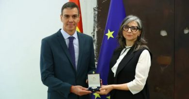 España condecora a relatora de la ONU Francesca Albanese y respalda su labor sobre Palestina