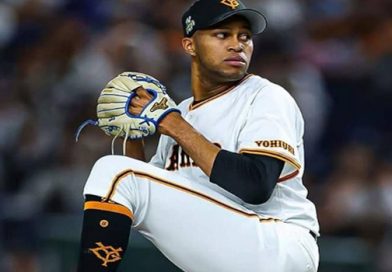 Raidel Martínez salva juego 13 y se acerca a marca histórica Raidel Martínez en el box. / Foto: ACN