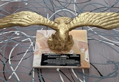 Artista cubana Lizt Alfonso recibió premio internacional en México