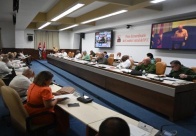 Inicia Pleno Extraordinario del Comité Central del Partido Comunista de Cuba Inicia Pleno Extraordinario del Comité Central del Partido Comunista de Cuba. /Foto: Estudios Revolución