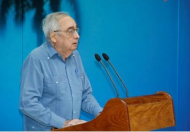 Lamenta Presidente cubano fallecimiento del diplomático y escritor cubano Raúl Roa Kourí Raúl Roa Kourí, destacado diplomático y embajador cubano.