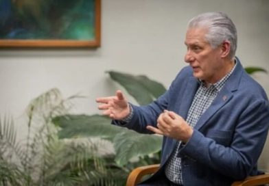 “Lo que le están haciendo a Cuba se lo pueden hacer a cualquier país”: Díaz-Canel al periódico Claridad