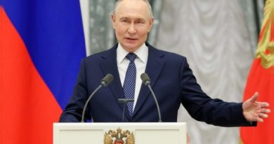 Putin felicita a escolares rusos por oro en Olimpiada de Física Putin felicita a escolares rusos por oro en Olimpiada de Física