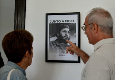 “Junto a Fidel”: En imágenes la prensa cubana rinde tributo al Comandante (+ Fotos) “Junto a Fidel”: En imágenes la prensa cubana rinde tributo al Comandante (+ Fotos)