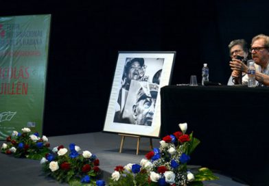Colección 25 para el 25 también habla del amor y la solidaridad de México