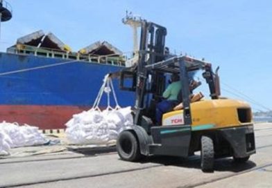 Cuba recibe nuevo donativo de 15 mil toneladas de arroz de China Cuba recibe nuevo donativo de 15 mil toneladas de arroz de China