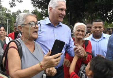 Díaz-Canel en el barrio de “La Timba”: Las transformaciones son con el pueblo Díaz-Canel en el barrio de “La Timba”: Las transformaciones son con el pueblo