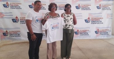 Eligen en Cienfuegos delegada directa a la III Conferencia Nacional del SNTECD Eligen en Cienfuegos delegada directa a la III Conferencia Nacional del SNTECD