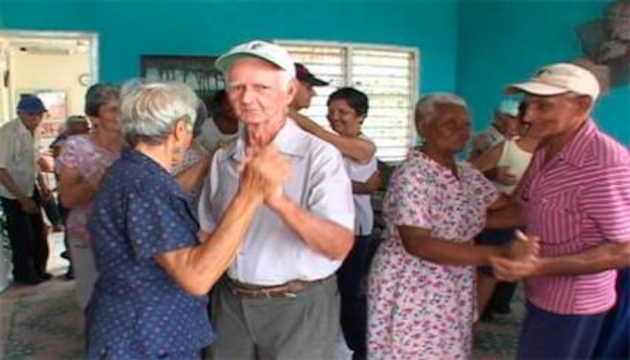 la tercera edad en el baile