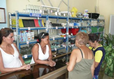 Creados los primeros mercados de barrio del país Creados los primeros mercados de barrio del país