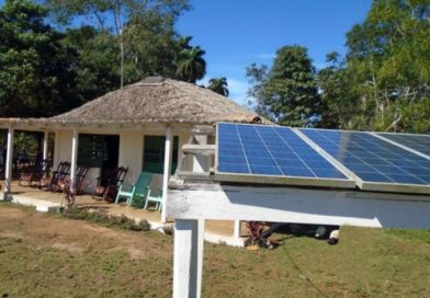 Proyecto fotovoltaico energiza comunidades aisladas en Holguín Proyecto fotovoltaico energiza comunidades aisladas en Holguín