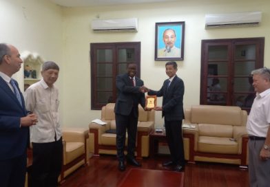 Vietnam y Cuba evalúan potencialidades para elevar lazos deportivos Vietnam y Cuba evalúan potencialidades para elevar lazos deportivos